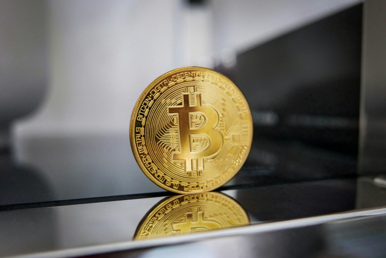 Utah Senate Approves Amended Bitcoin Bill: A Significant Move Oklahoma Senator Advocates for Bitcoin Freedom with New Act