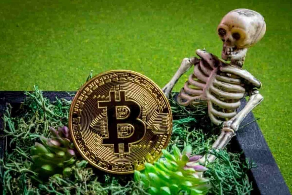 Bitcoin Short Ratio Spikes: Does This Spell Doom for BTC? Bitcoin Short Ratio Spikes Does This Spell Doom for BTC