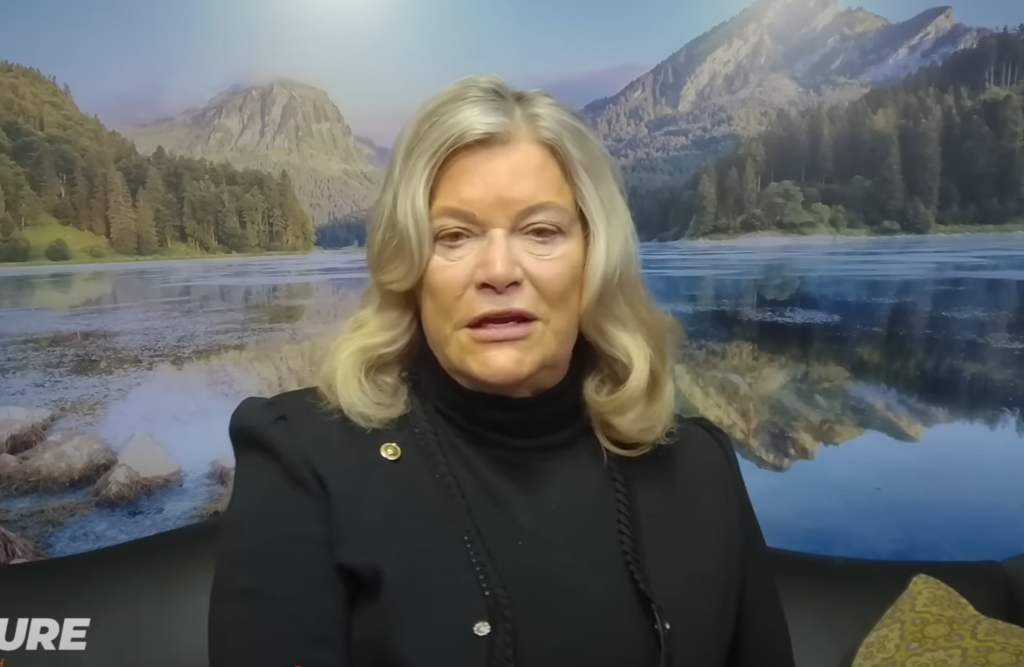 Pro-Bitcoin Senator Lummis Receives Trump’s Endorsement Pro Bitcoin Senator Lummis Receives Trumps Endorsement