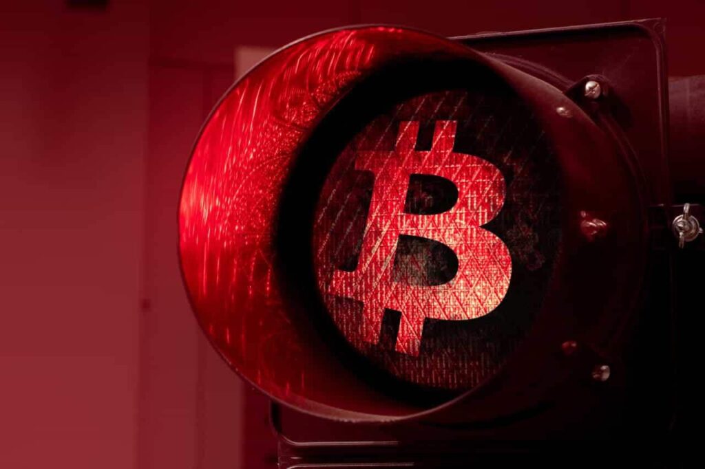 Bitcoin (BTC) Plummets: Major Crash Warning Ahead Bitcoin BTC Plummets Major Crash Warning Ahead