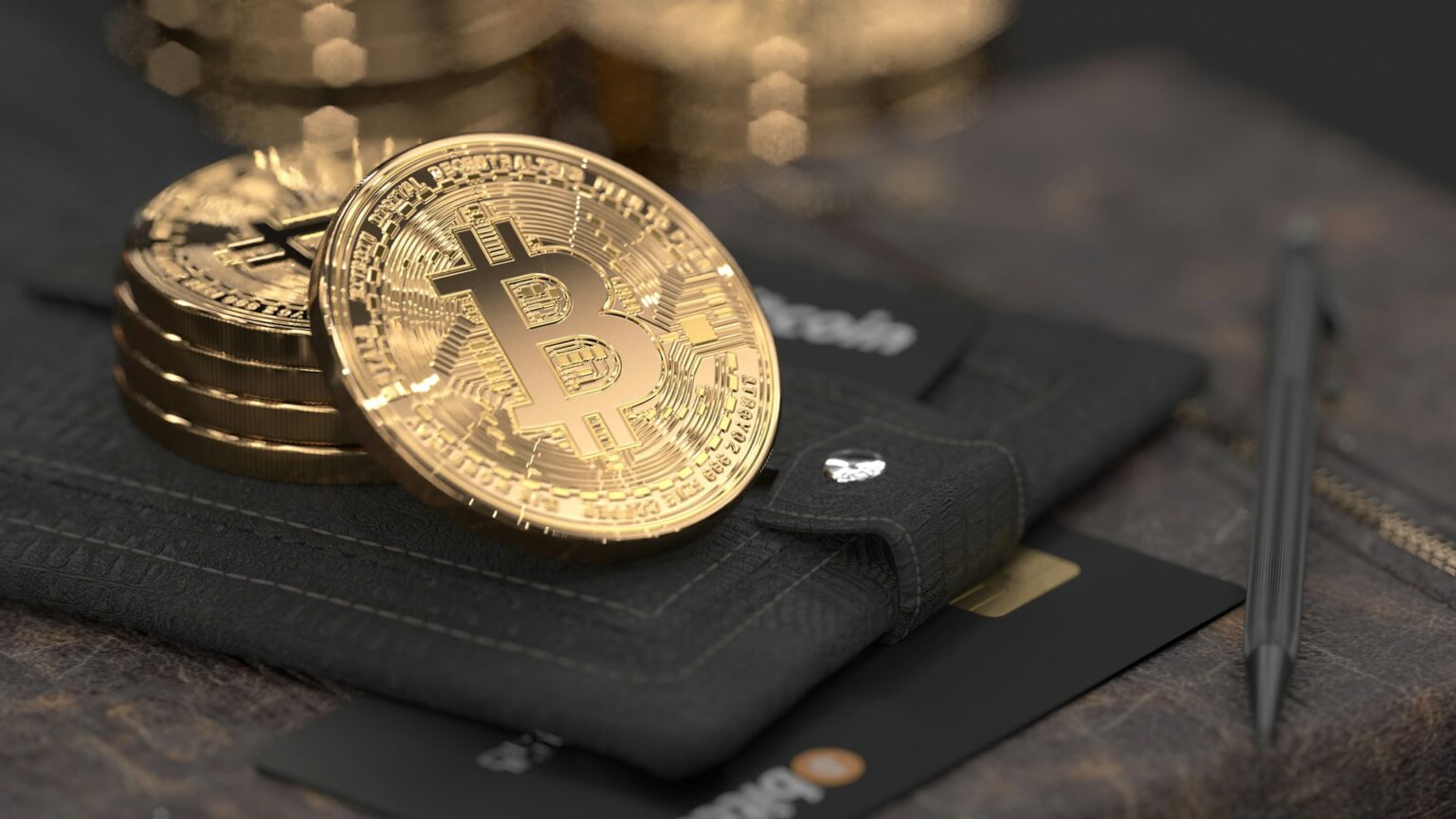 Bitcoin Slips Amid Tariff Wars – Analyst Advises Calm Bitcoin Slips Amid Tariff Wars – Analyst Advises Calm