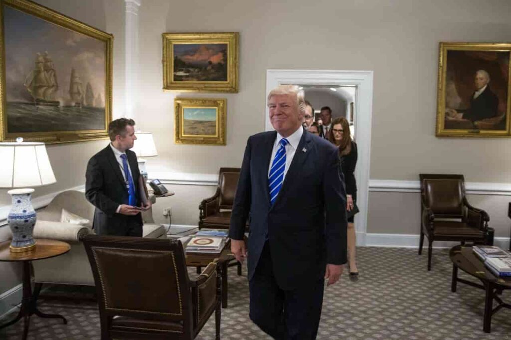 Trump’s 100 Days See 20k Bitcoin Millionaires Vanish Trumps 100 Days See 20k Bitcoin Millionaires Vanish