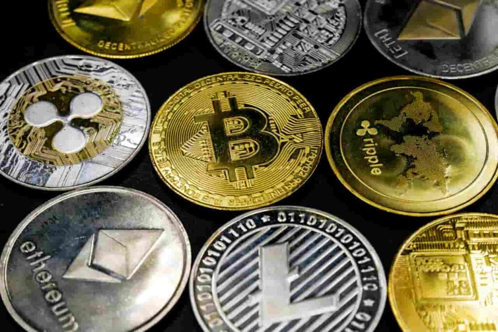 Best 3 Altcoins to Invest in This May 2025