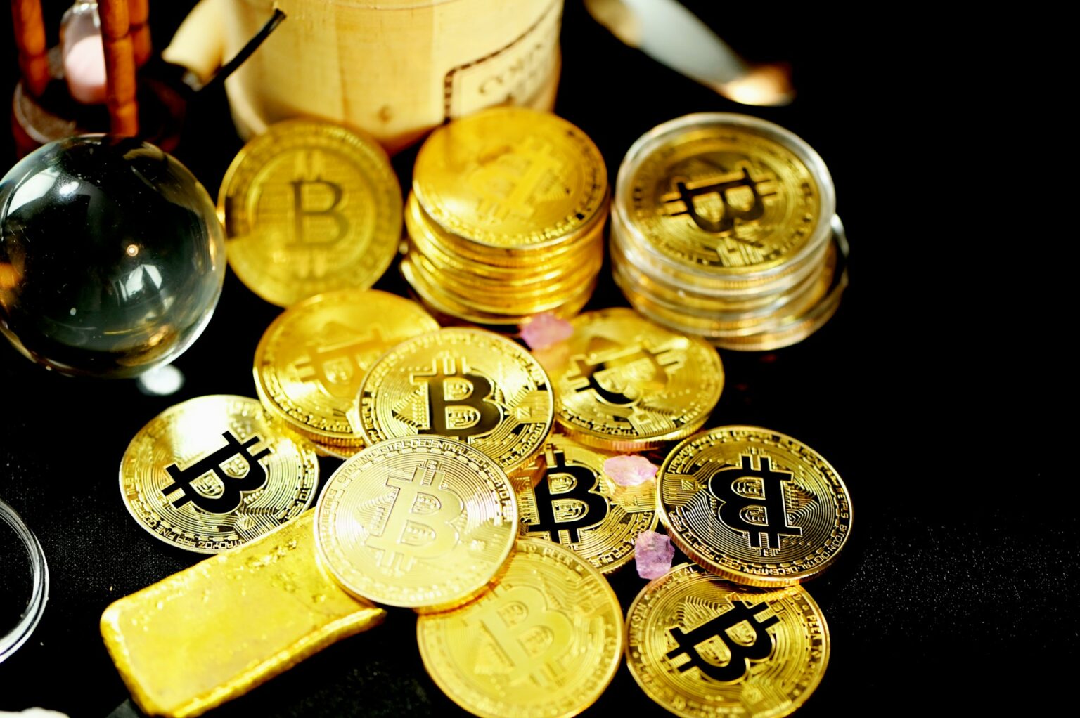 Bitcoin Exchange Deposits Hit 8-Year Low: Bullish Indicator Bitcoin Exchange Deposits Hit 8 Year Low Bullish Indicator