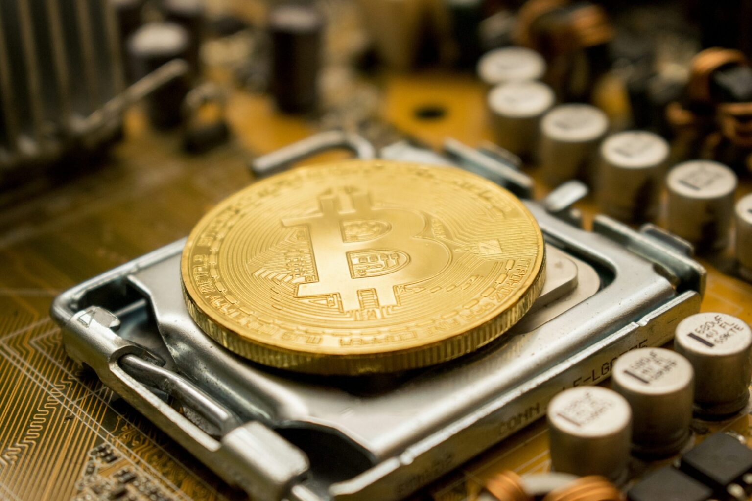 Bitcoin Hashrate Soars Biggest Single Day Spike in Months scaled