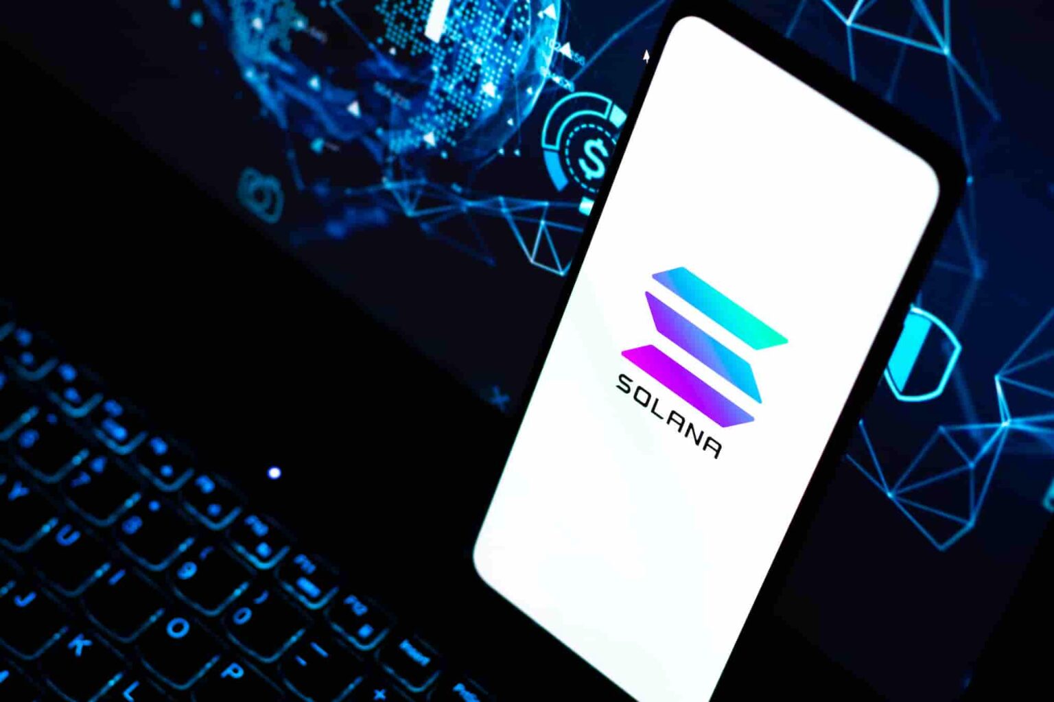 Solana Usage Surges to Unprecedented Heights