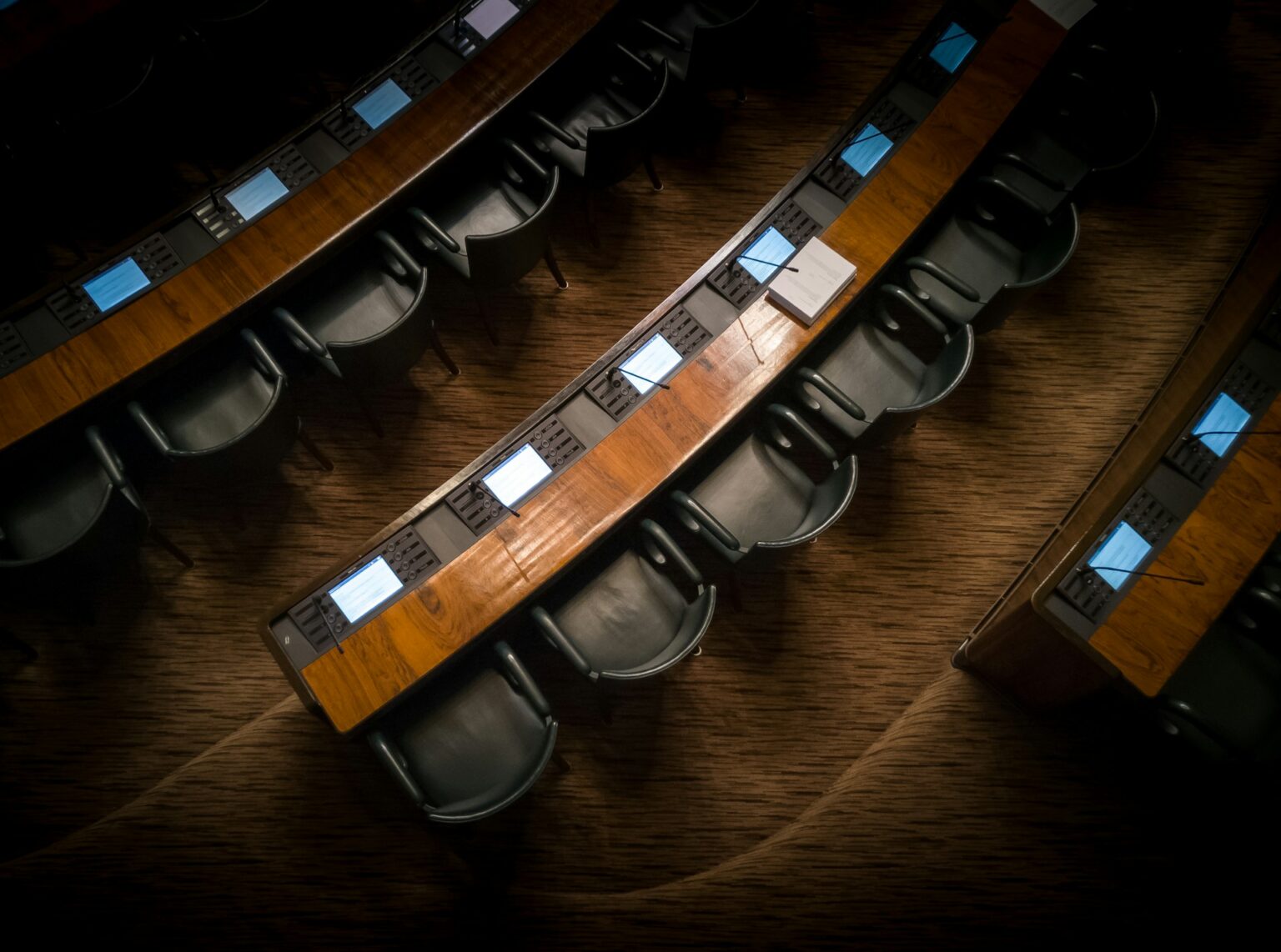 2025: Crypto Bill Likely to Pass, Says Coinbase CEO Crypto Industry Divided Over Key Bill Proposals in Congress