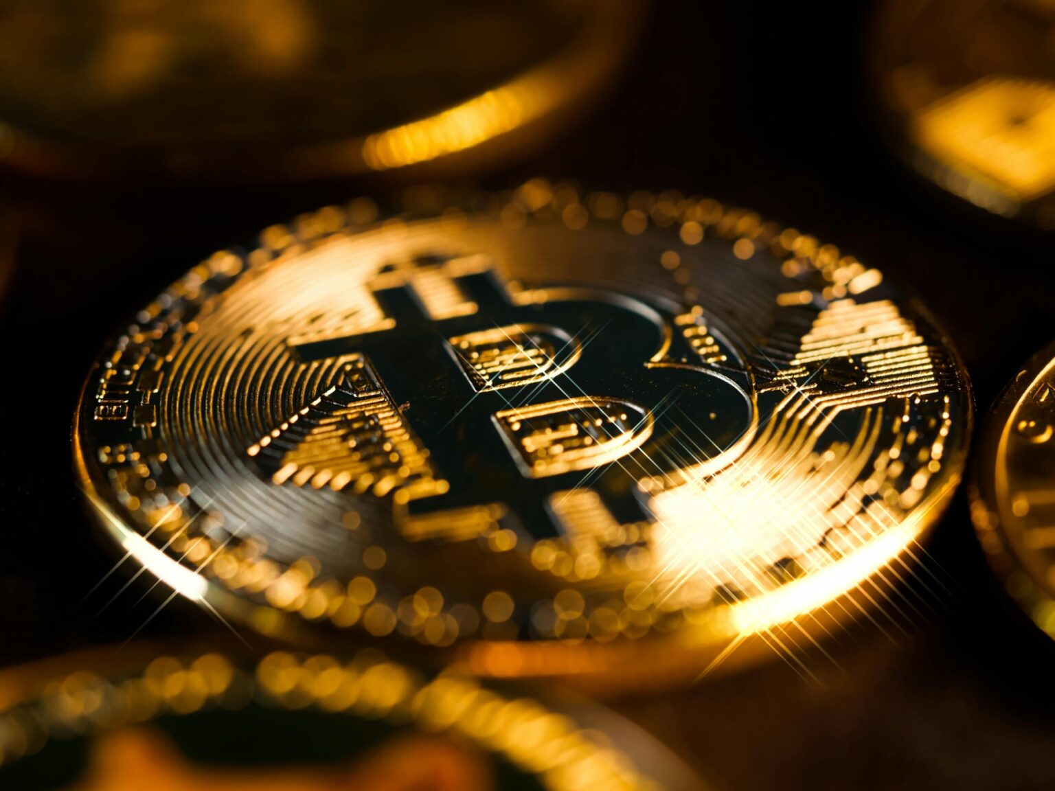 Crypto CEO Challenges Bitcoin’s ‘Digital Gold’ Label: Its True Role Crypto CEO Challenges Bitcoins Digital Gold Label Its True Role scaled