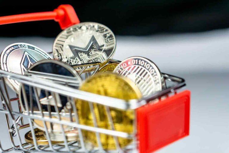 Top 2 Cryptocurrencies to Invest in During Market Dip Top 2 Cryptocurrencies to Invest in During Market Dip